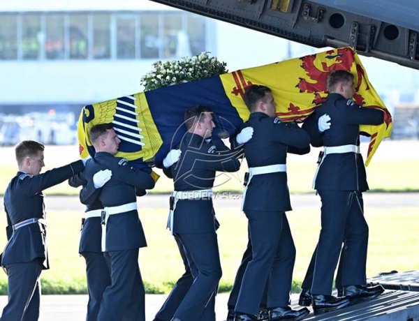 Peti Mati Ratu Elizabeth Diterbangkan ke London untuk Penghormatan Terakhir